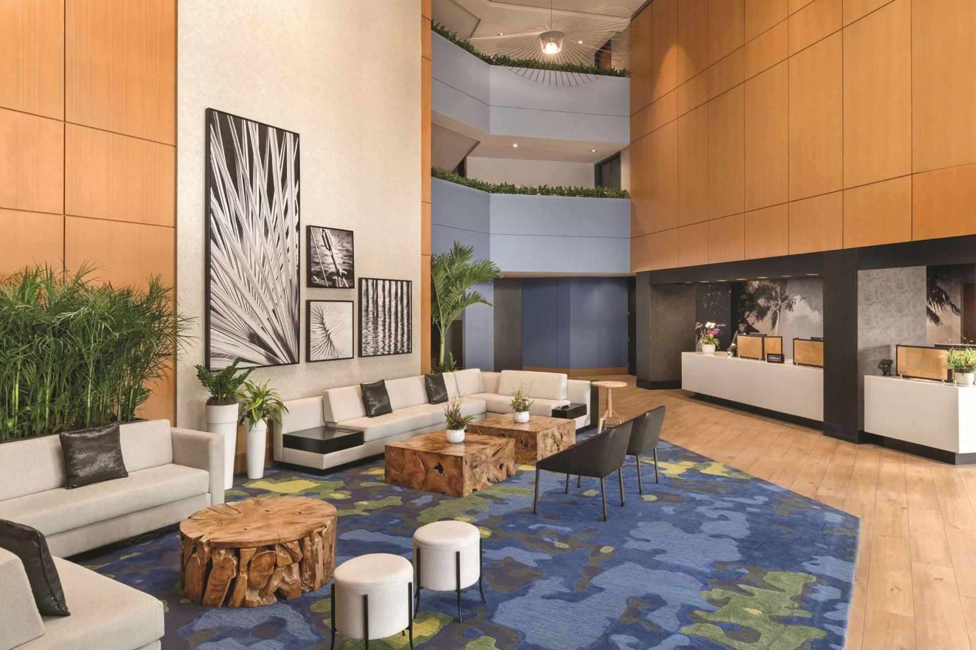 Hotel Doubletree By Hilton Tampa Rocky Point Waterfront Esterno foto