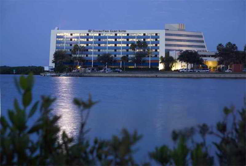 Hotel Doubletree By Hilton Tampa Rocky Point Waterfront Esterno foto