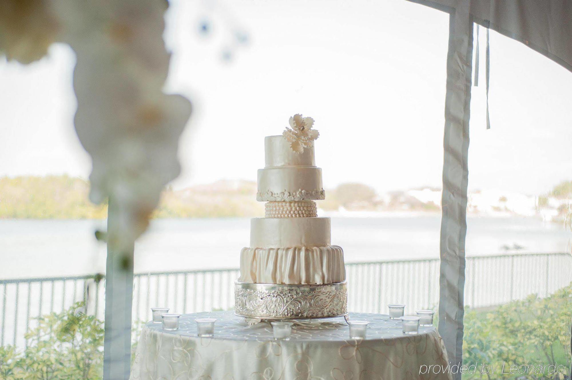 Hotel Doubletree By Hilton Tampa Rocky Point Waterfront Ristorante foto